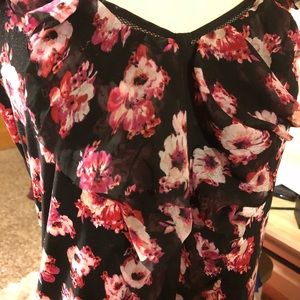 Whbm ruffle sleeveless blouse